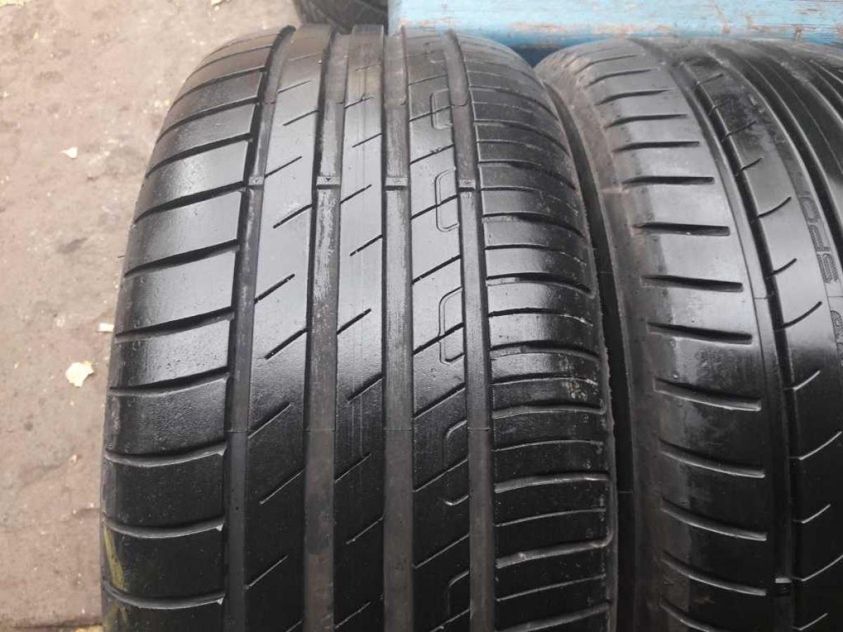 Goodyear 215 55 r17