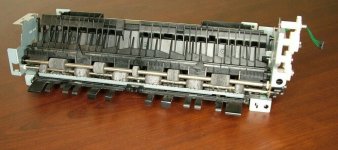 Узел выхода в сборе HP оригинал (RM2-6868-000CN)