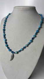 Бусы из натуральных камней